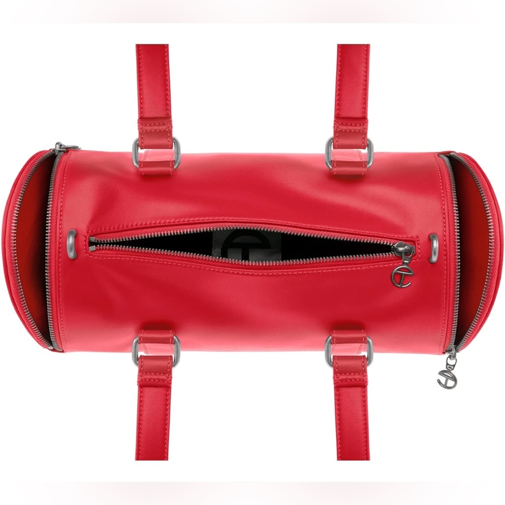 TELFAR Duffle Medium in Red 🍒 - Picture 4 of 6